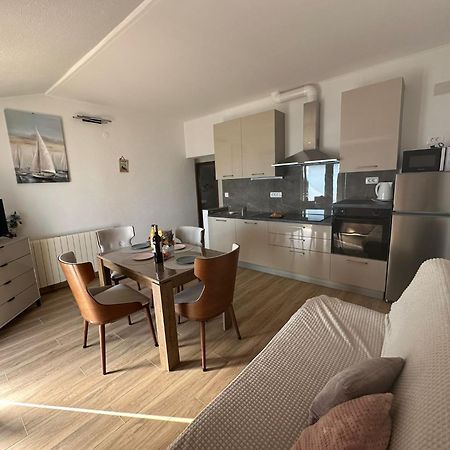 Apartmani Krpeta Pakoštane Exterior foto